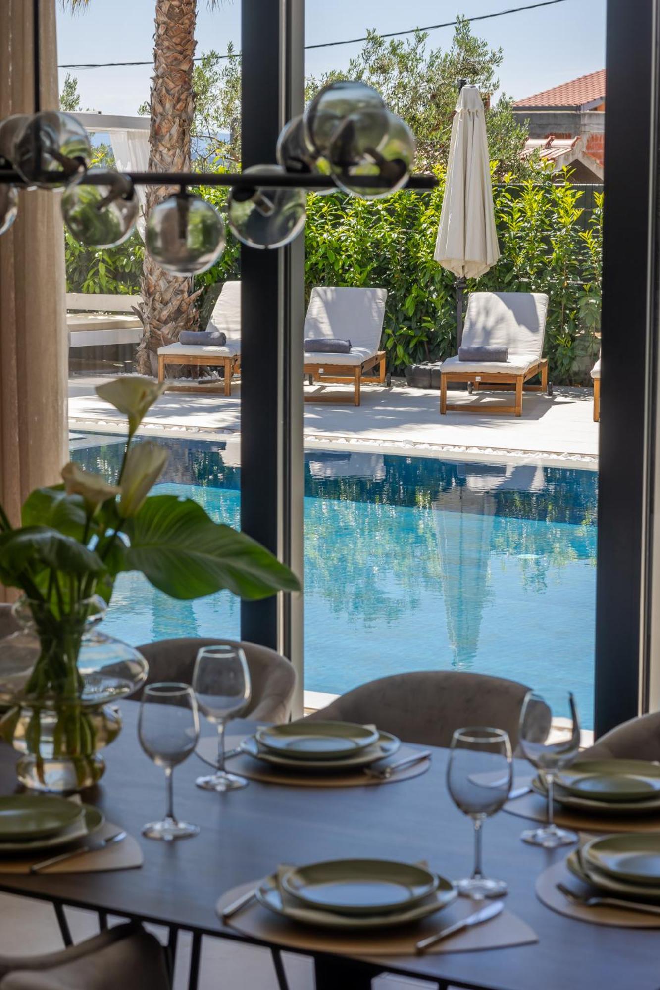 Vila Luxury My Wish With Pool