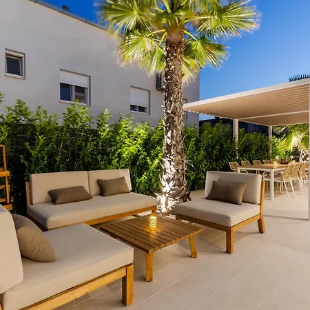 Luxury Villa My Wish With Pool Kastel Stari Exterior photo