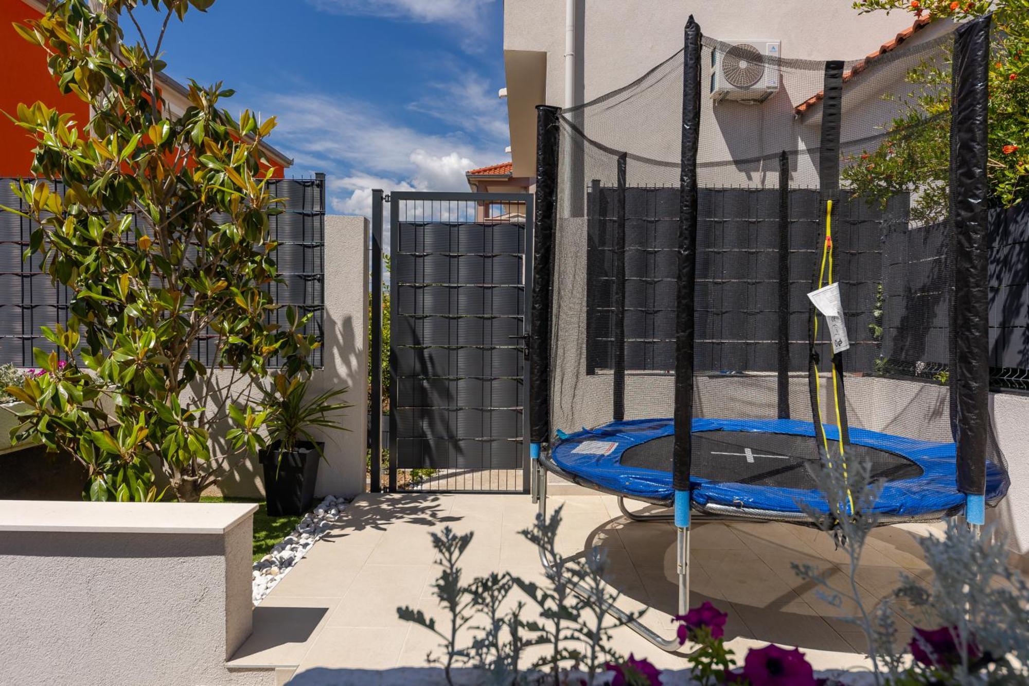 Villa Luxury My Wish With Pool Kastel Stari